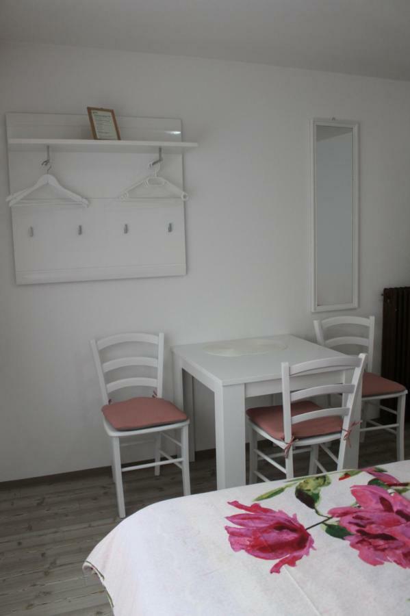 Rooms Jurca Postojna Extérieur photo